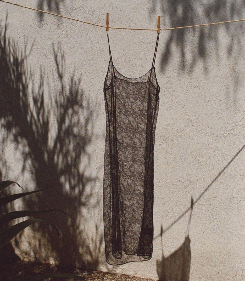 AMEDINE SLIP -- BLACK