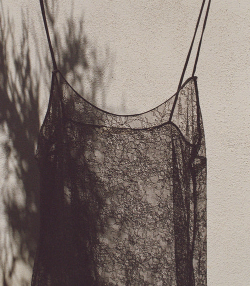 AMEDINE SLIP -- BLACK