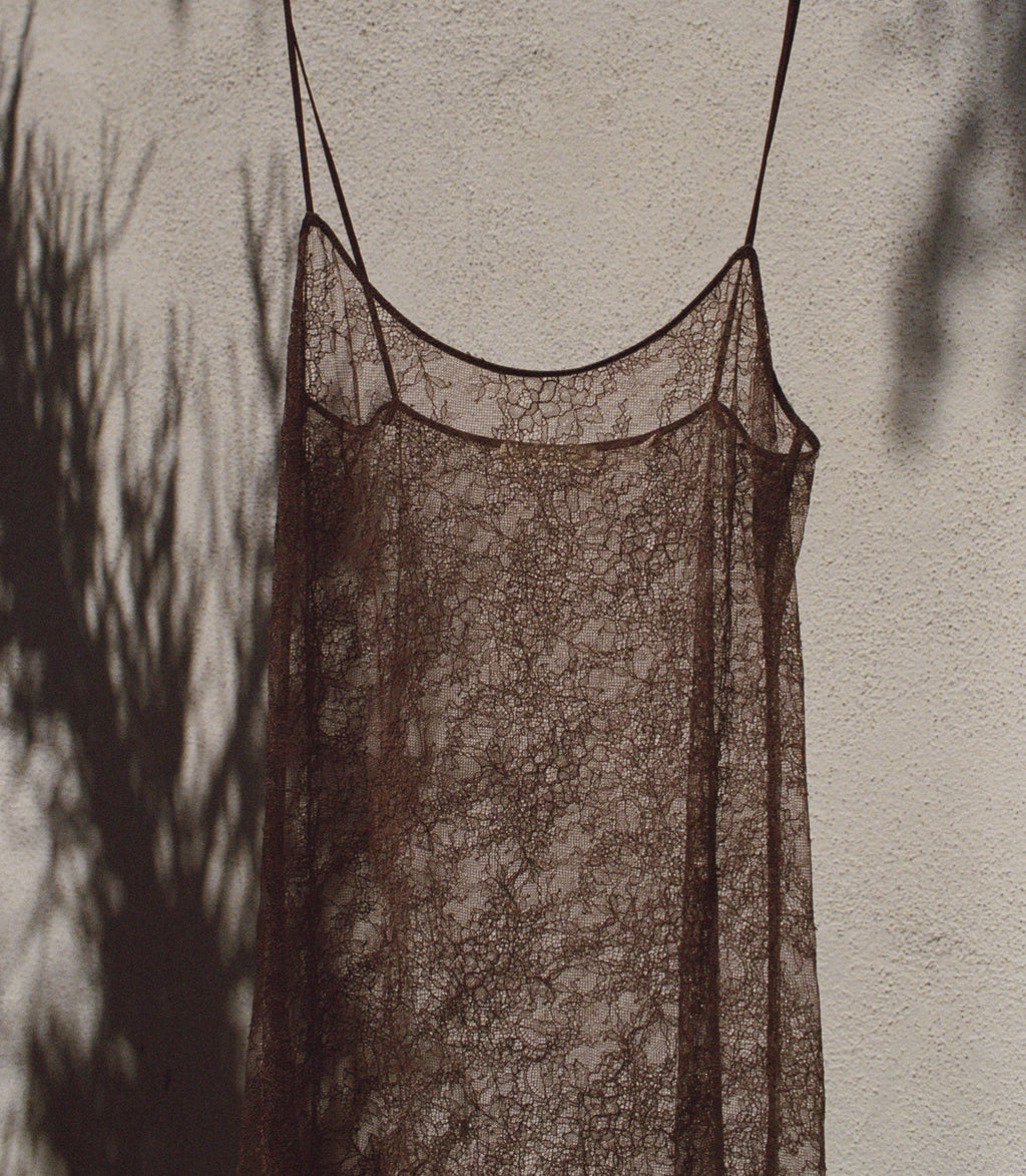 AMEDINE SLIP -- UMBER