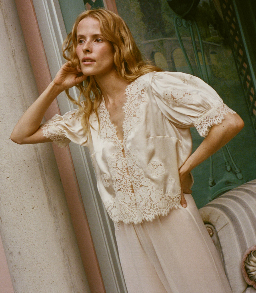 IDELLA SILK SATIN TOP -- CANDLELIGHT