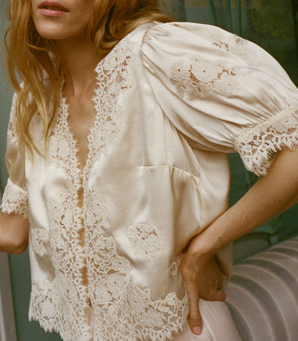 IDELLA SILK SATIN TOP -- CANDLELIGHT